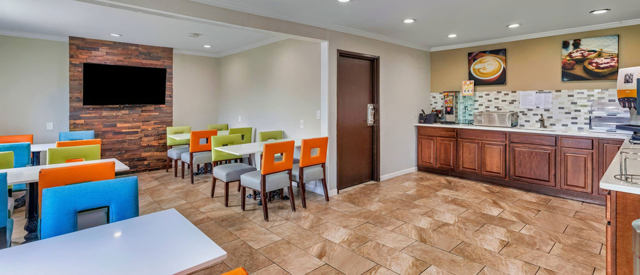 Comfortable Breakfast Comfortable Breakfast